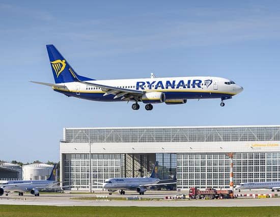 companies that use cost leadership strategy: Ryanair