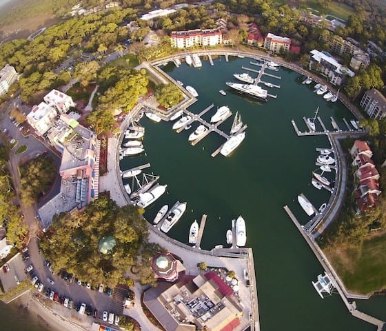 Harbour Town community in Hilton Head